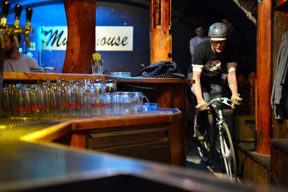 15943186351_d8714d1b39_b